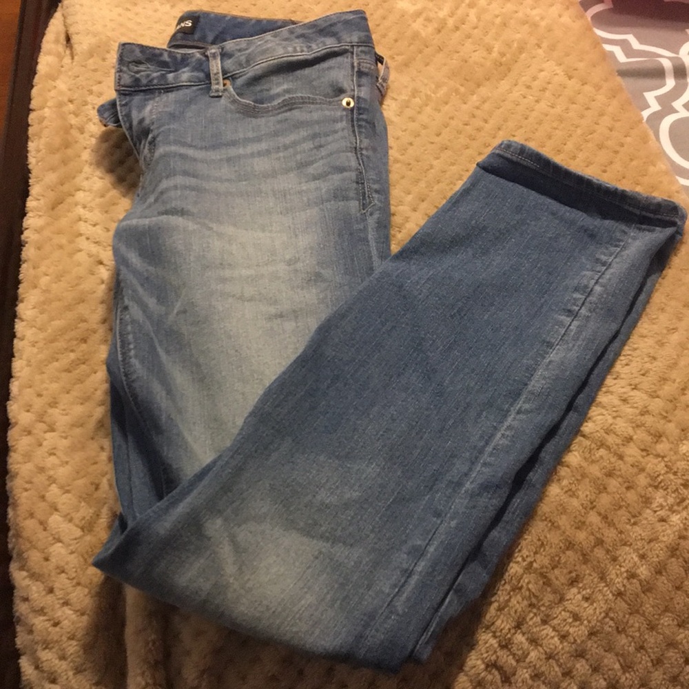 Express Medium Wash Jeans